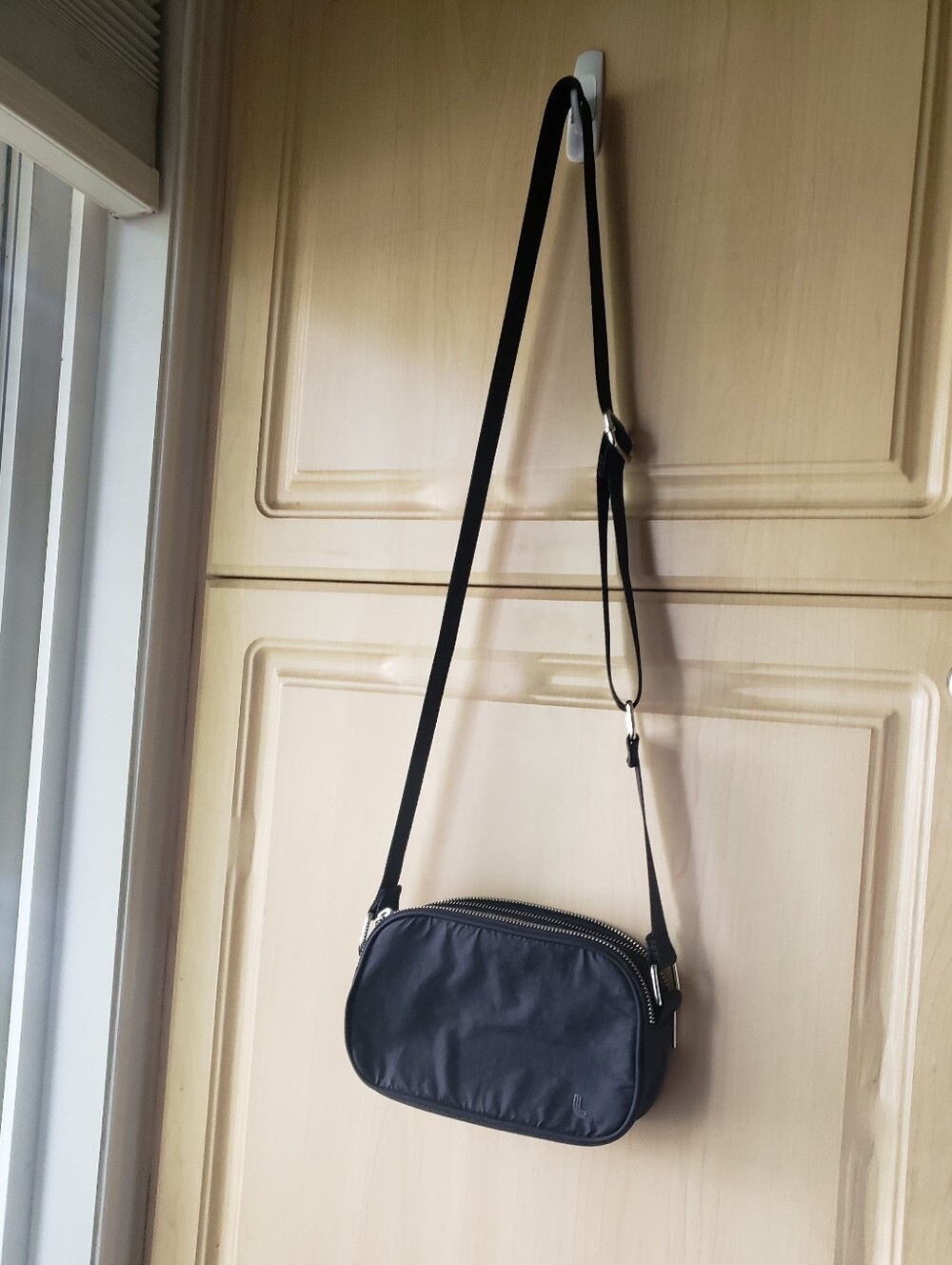 Lole Black Messenger Crossbody Bag